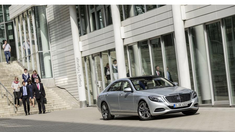  Mercedes-Benz S500 Plug-In Hybrid 2013 года  (фото 13 из 67)